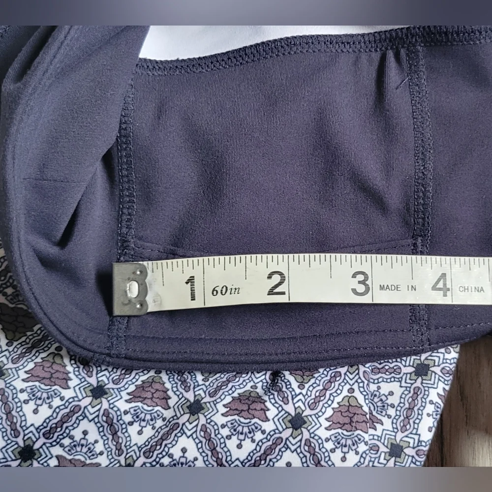 Athleta Mantra Mosaic Capri, Navy Blue, Mauve, White, Green, Size Petite Small - Picture 8 of 14